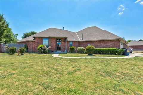 336 Falling Leaf Ter, Moore, OK 73160 photo 4