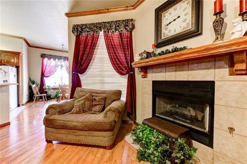 336 Falling Leaf Ter, Moore, OK 73160 photo 11
