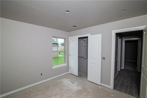 3405 Huron Cir, Moore, OK 73160 photo 4