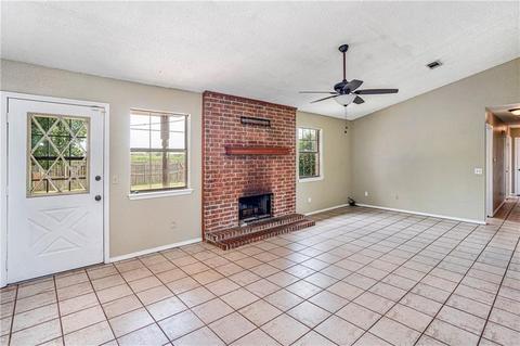 20414 E County Road 1586, Altus, OK 73521 photo 7