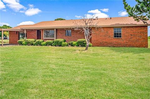 20414 E County Road 1586, Altus, OK 73521 photo 4