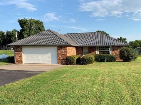 701 N Timberland Way, Tuttle, OK 73089 photo 1