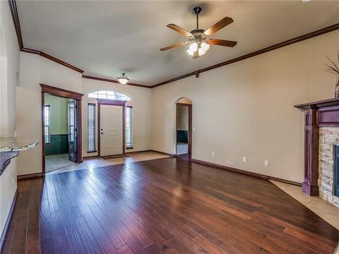2900 Elmo Way, Moore, OK 73160 photo 7