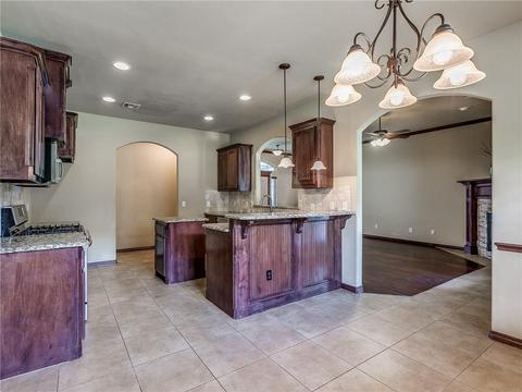 2900 Elmo Way, Moore, OK 73160 photo 12