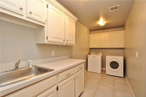 962 Garden Rd, Tuttle, OK 73089 photo 24