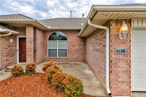 1126 Bald Eagle Dr, Norman, OK 73072 photo 2