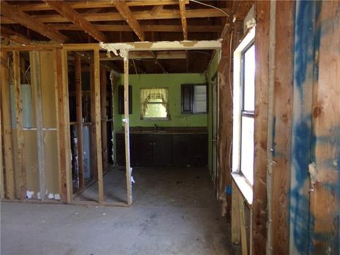 19505 Walker Rd, Mcloud, OK 74851 photo 2