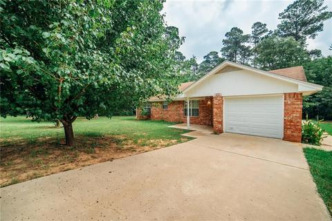 800 N Brooks St, Broken Bow, OK 74728 photo 2