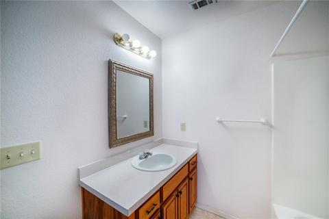 800 N Brooks St, Broken Bow, OK 74728 photo 8