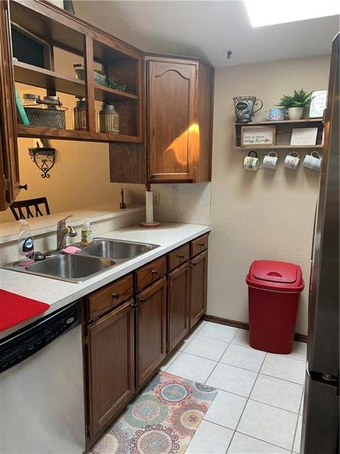2104 Westmore Dr, Moore, OK 73170 photo 11