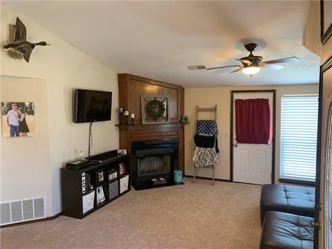 2104 Westmore Dr, Moore, OK 73170 photo 6