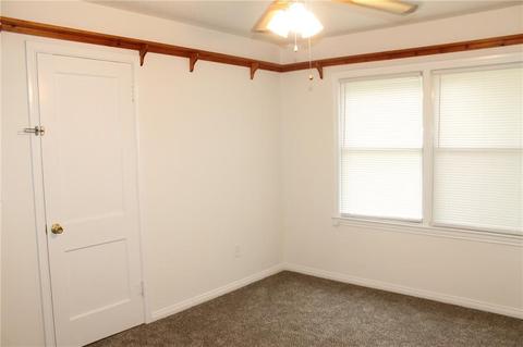 1005 E 7th Pl, Ada, OK 74820 photo 9