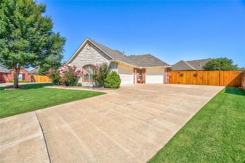 131 Wright Cir, Edmond, OK 73013 photo 3