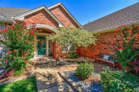 131 Wright Cir, Edmond, OK 73013 photo 2