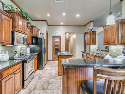 3400 Elmo Way, Moore, OK 73160 photo 6