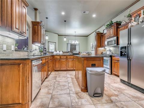 3400 Elmo Way, Moore, OK 73160 photo 7