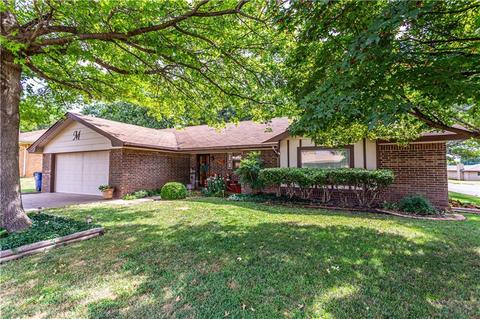 904 N Broadway Ave, Hydro, OK 73048 photo 1