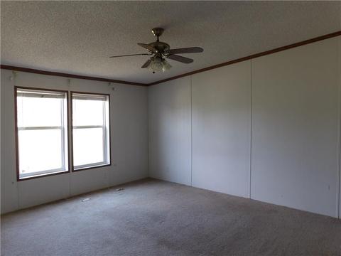 103 W Oak Hill Dr, Mcloud, OK 74851 photo 3