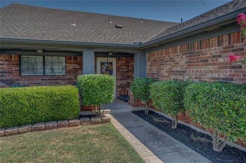 1901 E View Dr, Norman, OK 73071 photo 2