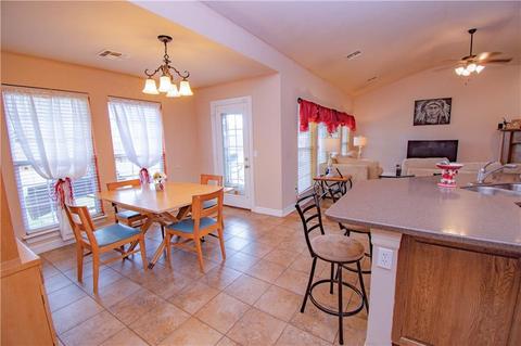 1805 White Tail St, Altus, OK 73521 photo 8