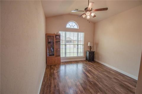 1805 White Tail St, Altus, OK 73521 photo 14