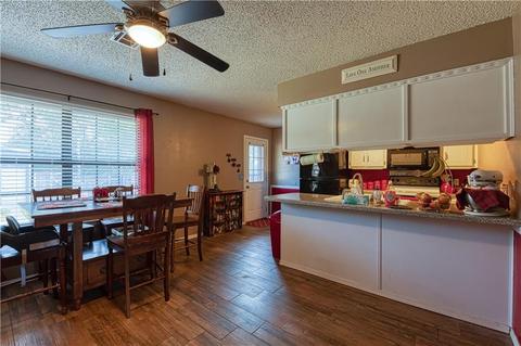 312 E Washington Ave, Sayre, OK 73662 photo 3