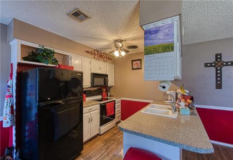 312 E Washington Ave, Sayre, OK 73662 photo 4