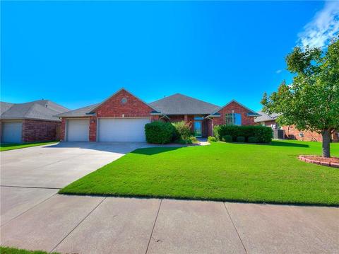 3301 Willow Ln, Moore, OK 73160 photo 1