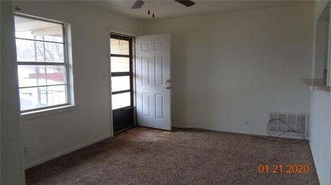 521 E Mars St, Altus, OK 73521 photo 12