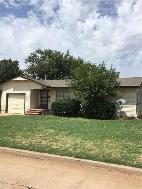 521 E Mars St, Altus, OK 73521 photo 1