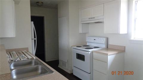 521 E Mars St, Altus, OK 73521 photo 5