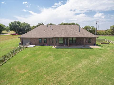 1280 S May Ave, Guthrie, OK 73044 photo 9