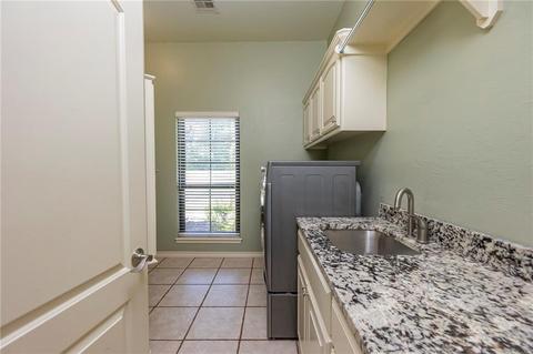 1280 S May Ave, Guthrie, OK 73044 photo 25