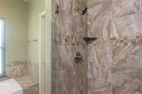 1280 S May Ave, Guthrie, OK 73044 photo 22