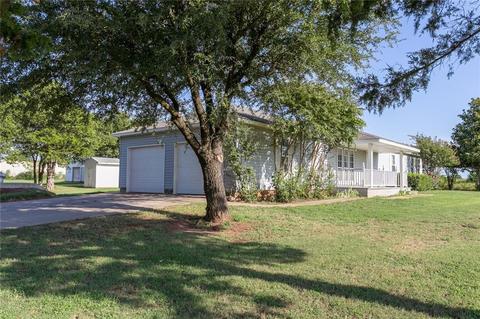 800 Spruce, Tuttle, OK 73089 photo 3