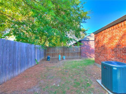 2615 Briarcliff Dr, Moore, OK 73170 photo 5