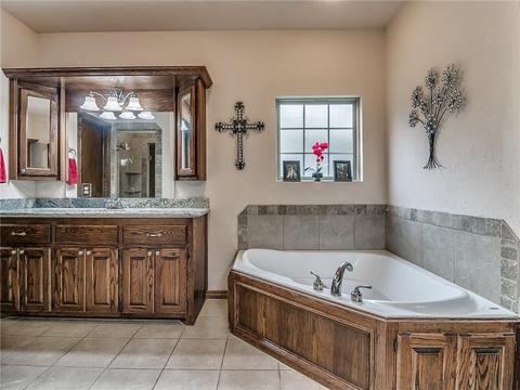 1333 Anns Pl, Moore, OK 73160 photo 16