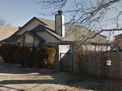 2142 Meench Dr, Moore, OK 73170 photo 1