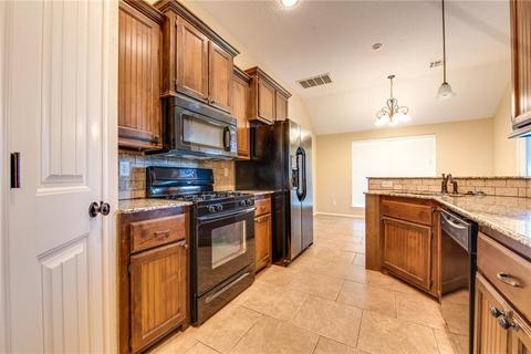 3401 Paul Dr, Moore, OK 73160 photo 7