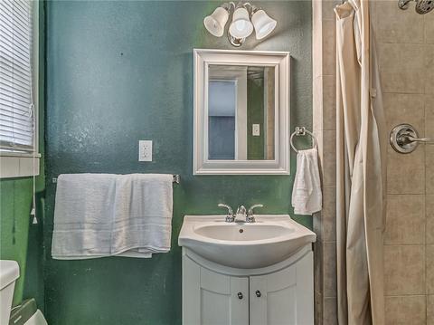 1123 E Noble Ave, Guthrie, OK 73044 photo 18