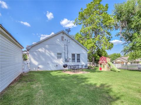1123 E Noble Ave, Guthrie, OK 73044 photo 26