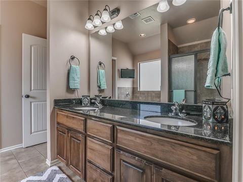 6450 Paddock Cir, Guthrie, OK 73044 photo 17