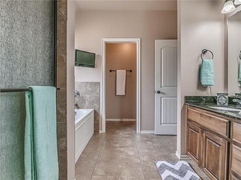 6450 Paddock Cir, Guthrie, OK 73044 photo 18