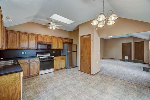 2103 Lakecrest Dr, Moore, OK 73170 photo 12