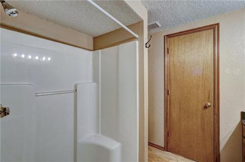 2103 Lakecrest Dr, Moore, OK 73170 photo 22