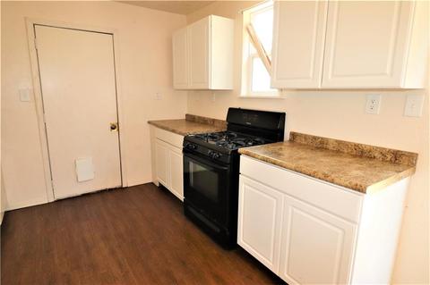 1009 E Liveoak St, Altus, OK 73521 photo 9