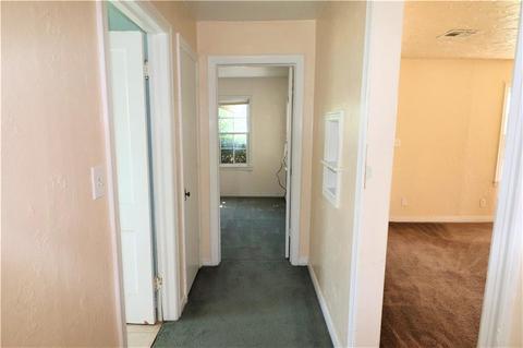 1009 E Liveoak St, Altus, OK 73521 photo 23