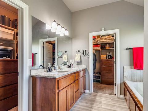 2133 E Sooner Rd, Tuttle, OK 73089 photo 18