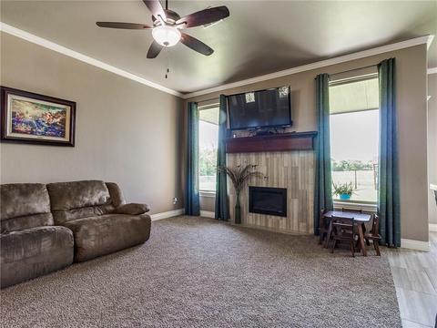 2133 E Sooner Rd, Tuttle, OK 73089 photo 9