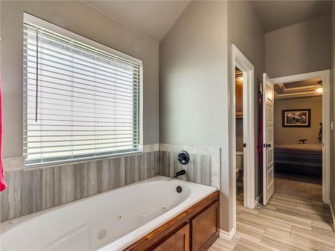 2133 E Sooner Rd, Tuttle, OK 73089 photo 17